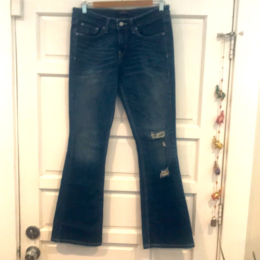 Levi’s 518 Superlow Jeans Size 7M